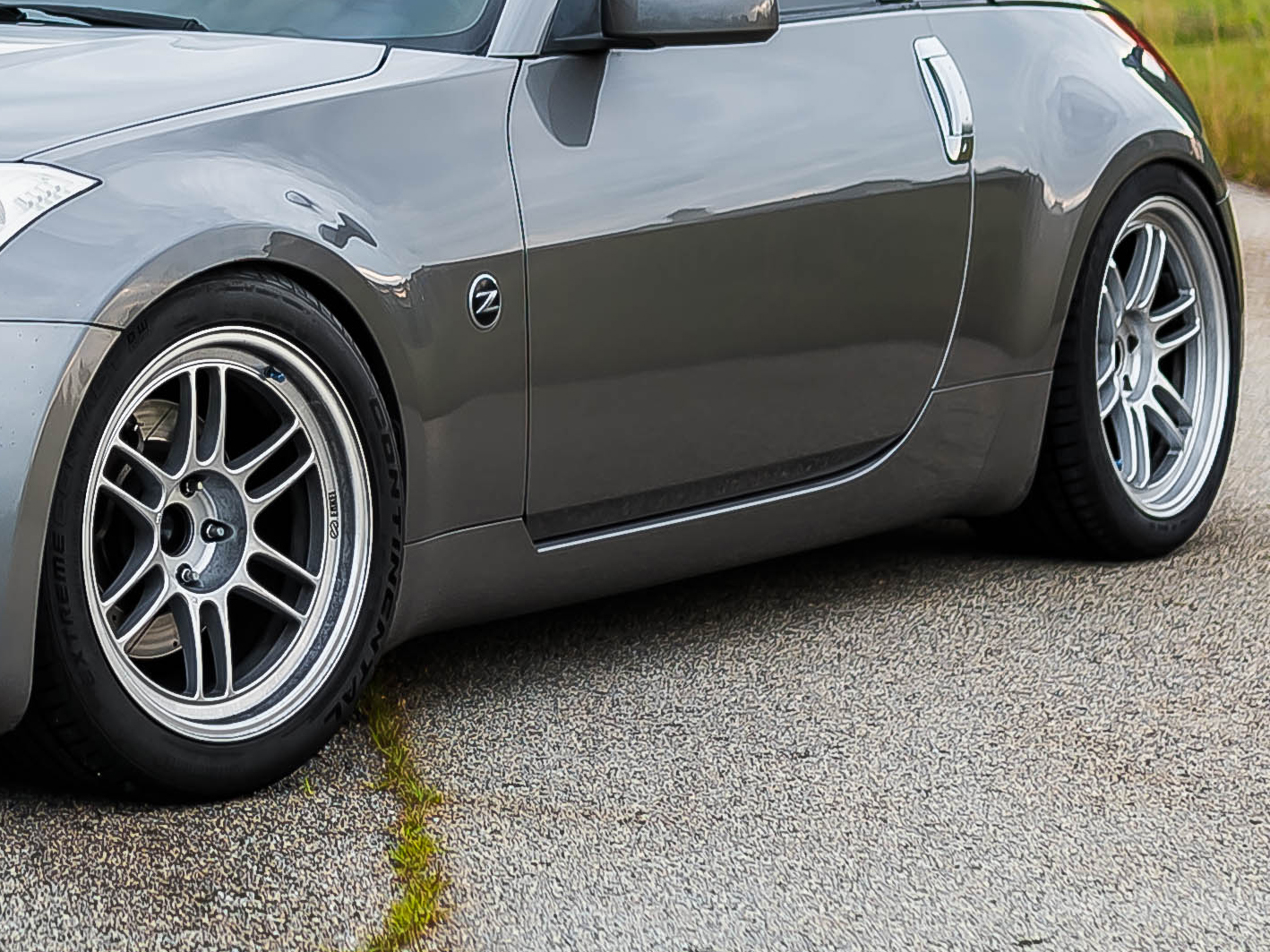 OEM 350Z Side Skirts - Z1 Motorsports - Performance OEM and 