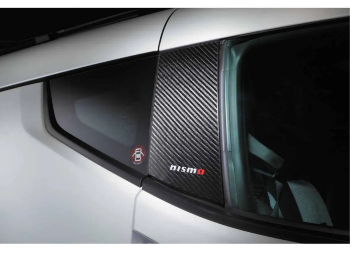 NISMO 370Z Carbon Fiber B-Pillar Finishers